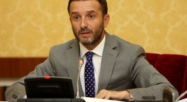 Braçe: Faktet e reja mund të çojnë në anulimin e koncensionit të skanimit në dogana