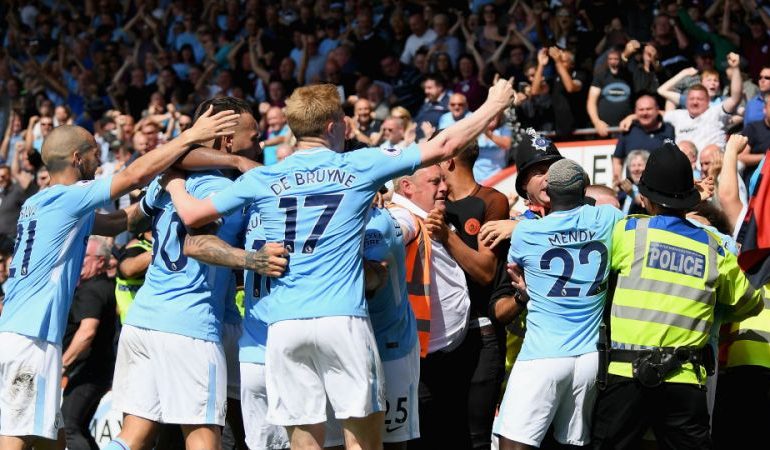14 pikë larg vendit të dytë, Manchester City si United në vitin 1994