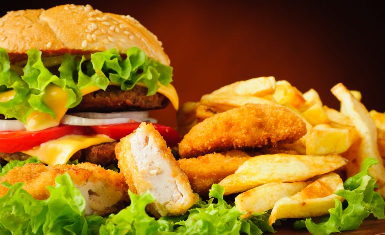 Lajm i keq për ata që konsumojnë shumë Fast-Food!
