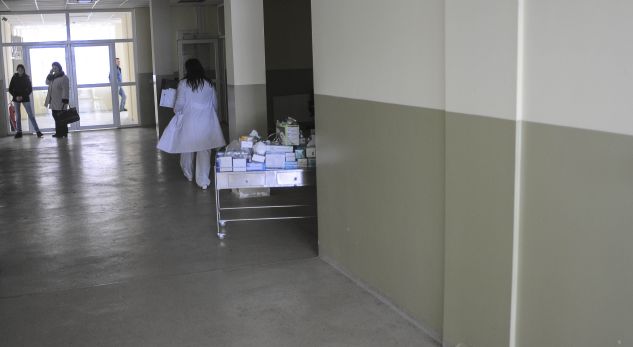 PLAS SKANDALI në spitalet rajonale, mungojnë mjekët specialist, shteti “fle gjumë”