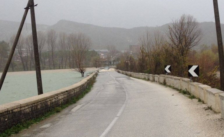 Reshjet e dendura, fryhet Viroi në Gjirokastër