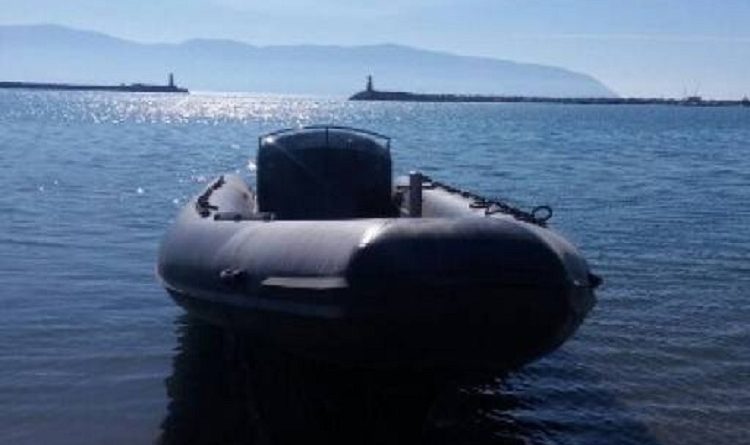 Bllokohet një gomone 7 metra e gjatë në Vlorë, arrestohen dy persona