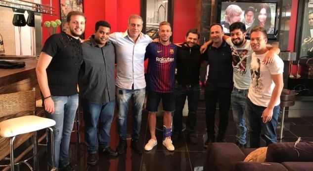 Gremio e denoncon Barcelonën në FIFA për foton me Arthur