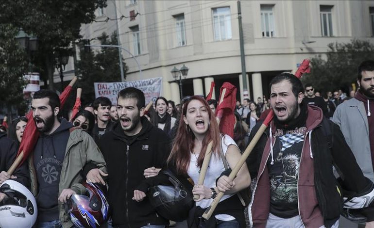 Protesta në Greqi kundër masave shtrënguese ekonomike të qeverisë