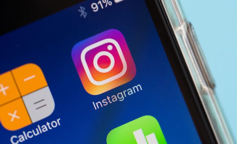 Instagram bën ndryshime, po i ngjason Facebook-ut