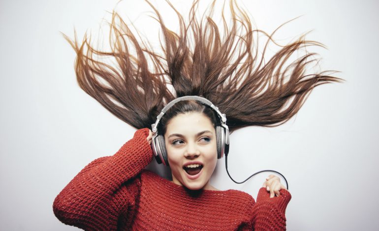 Terapia muzikore tashmë edhe në kirurgji