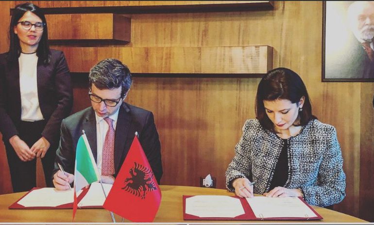 Takimi diplomatik Gjonaj-Orlando/ Italia mbështet integrimin e Shqipërisë në BE