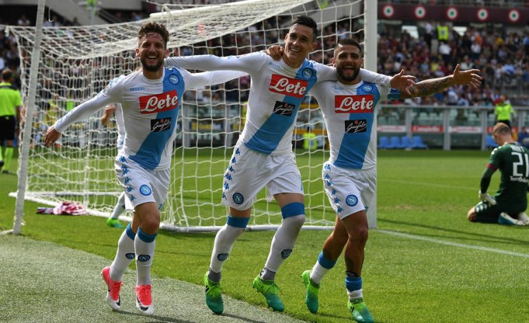 Napoli i Hysaj një hap larg historisë, mund të barazojë rekordin e Interit dhe Milanit