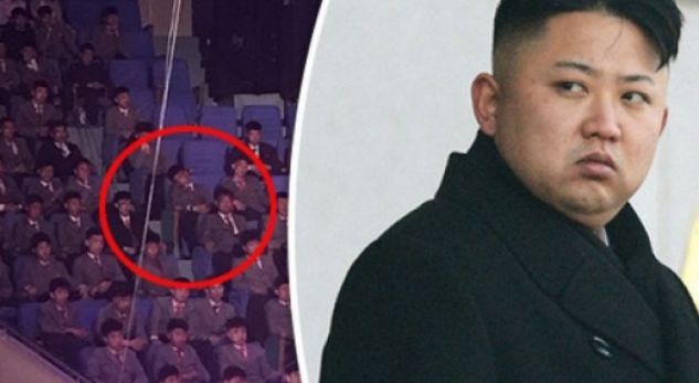 U kap duke bërë një sy gjumë, studenti rrezikohet me ekzekutim nga Kim Jong-un