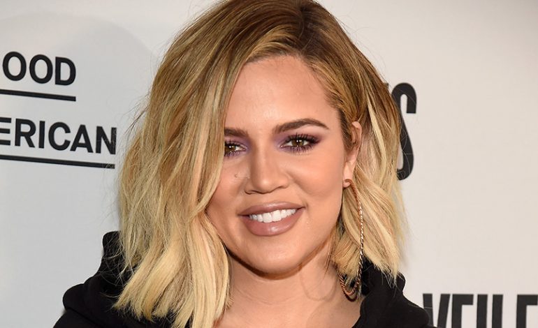 Motra Kardashian nuk e fsheh dot më barkun e madh (FOTO)