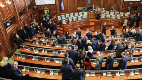 Demarkacioni me Malin e Zi nisin përçarjet e para në koalicion