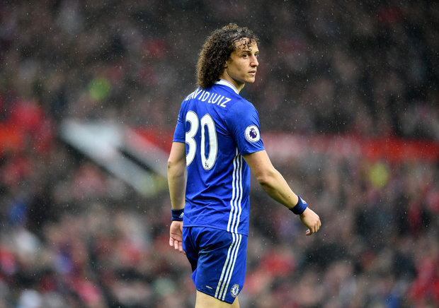 Arsenali befason Chelsean, gati oferta për David Luiz