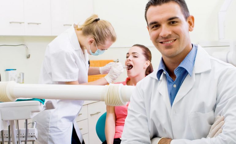 Punësimi i të rinjve, stomatologët: Sot mungon dëshira për punë (VIDEO)