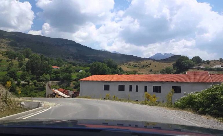 MOTI/ Dëmtohet shkolla në Kalanë e Dodës, pezullohet mësimi për 50 nxënës