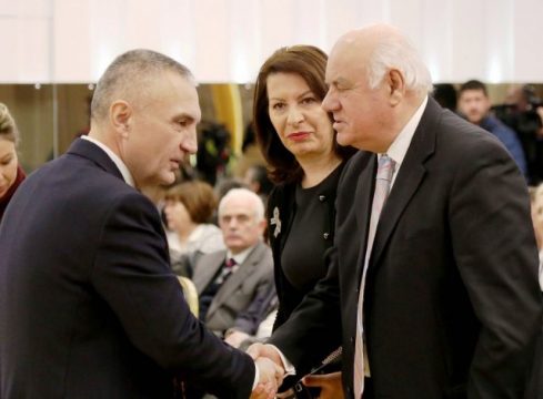 Alfred Moisiu dhe Bamir Topi flasin pse nuk i dhanë nënshtetësinë shqiptare Janullatosit