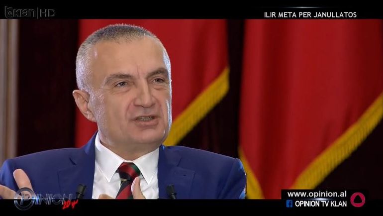 “As De Biazi nuk flet mirë shqip”, Meta e krahason Janullatosin me ish-trajnierin e Kombëtares