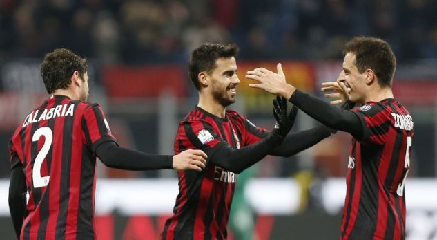 Milan del nga kriza, dhuron spektakël ndaj Veronas dhe kualifikohet në çerekfinale