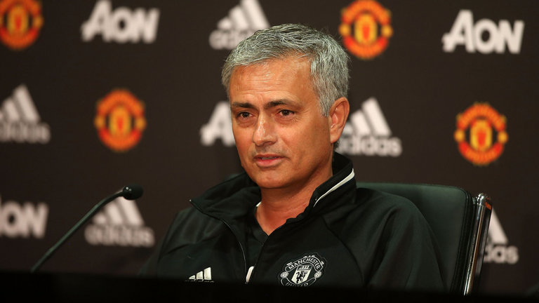 Nis ‘operacioni fshesa’ tek United, Morinho gati të largojë 6 lojtarë