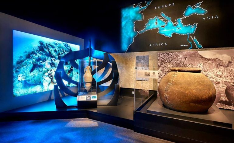 “THE FIELD MUSEUM”/ Shqipëria, mes 100 objekteve të Mesdheut në muzeun më të madh në botë, në Çikago