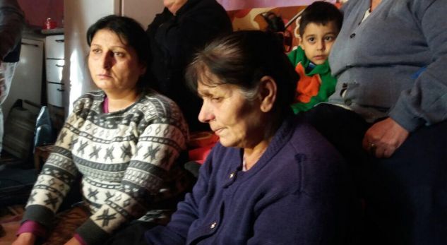 Nëna e Florencit tregon telefonatën e fundit: Rrobat ia kishin…