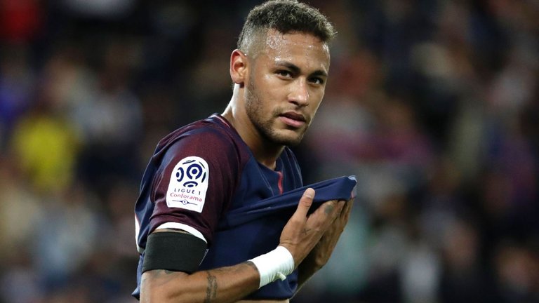 Neymar pezullohet me një ndeshje në kampionat, ja kur aktivizohet dënimi