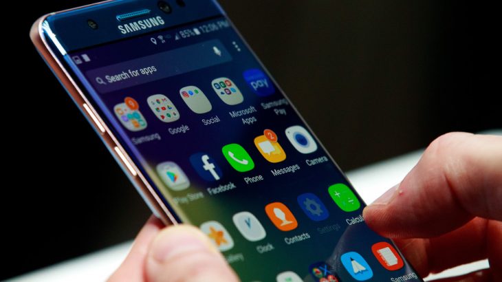 Samsung prezanton altoparlantin inteligjent me Bixby