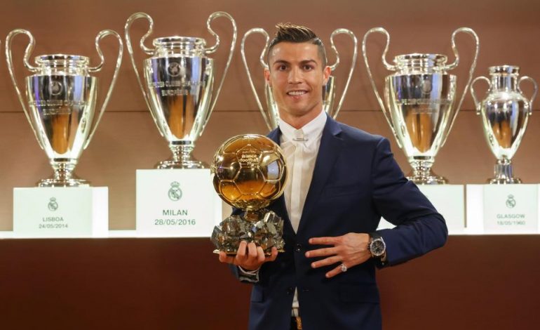 TOPI I ARTË/ Pele uron Ronaldon për çmimin. Çfarë i tha ai në ‘Twitter’ (FOTO)