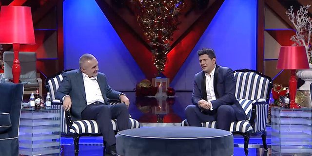 “A do të rikandidoni kundër Monikës për kryetar të LSI?”, Ilir Meta: Mendoj që … (VIDEO)