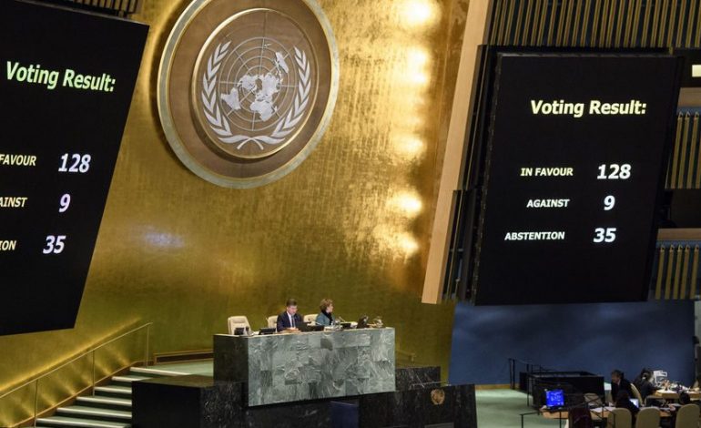 Editoriali i “Le Monde” pro Shqipërisë dhe vendeve që turpëruan Trump-in
