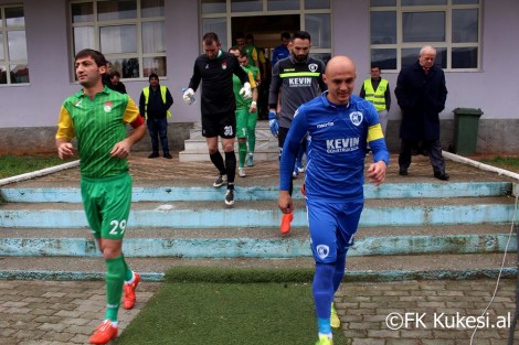Të bërtitura dhe goditje stolash, zbuloni se çfarë ndodhi pas humbjes së Kukësit