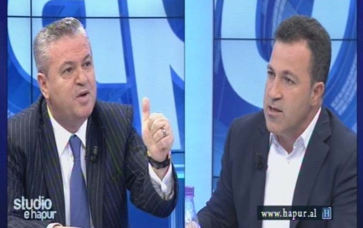 “600 mln euro për palma e gurë,” Peleshi i përgjigjet deputetit të PD: Mos u fut te kjo temë se të bëj copë