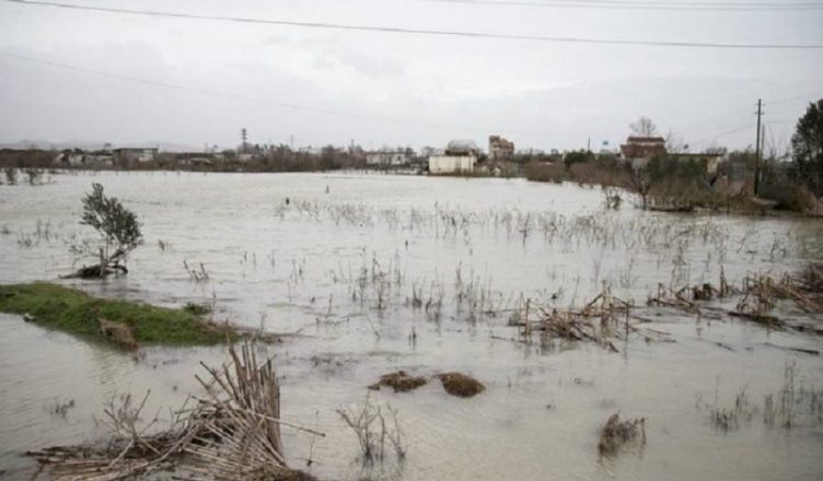 Situata nga Berati/ Turbullohet uji, prurjet e shumta rrezikojnë ujësjellësin