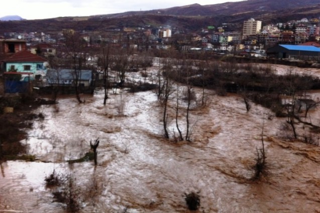 SITUATA EMERGJENTE/ Njihuni me zonat më problematike sot në Shqipëri (FOTO)