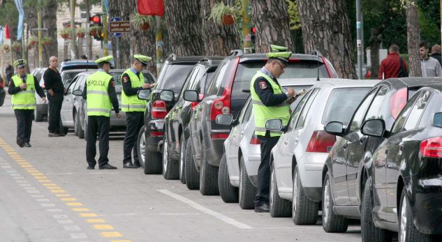 Aksioni për sigurinë/ Policia me “dorë të hekurt” ndaj shkelësve të ligjit, pezullohen 23 patenta