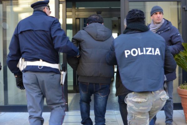 Detaje nga policia/ Droga në Mal të Zi, kush është shqiptari i arrestuar (EMRI)