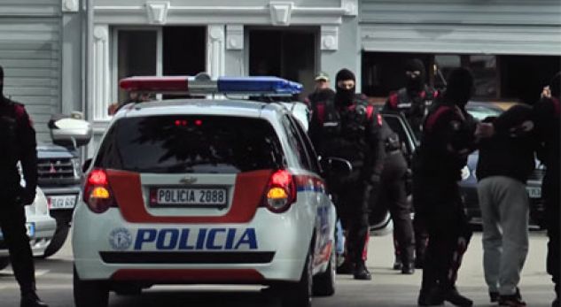 “I forti” nga Pogradeci godet me grusht policin, por e pëson keq …