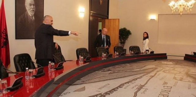 Qeveria pension të posaçëm për artistë dhe sportistë të njohur (EMRAT)