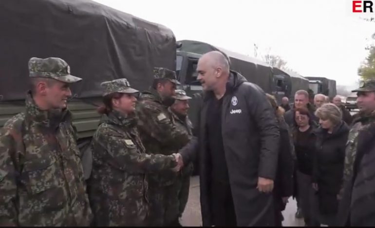 VIDEO/ Rama batuta me Dritan Lelin: Ku ta mbaj më afër, vetëm po ta marr në shtëpi