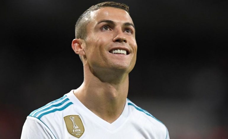 Lajmi i ditës: Ronaldo kthehet tek Manchester United