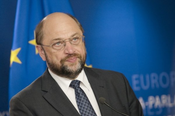 Leksione demokracie nga Gjermania, Schulz i ofron mbështetje Merkelit për një Europë të fortë