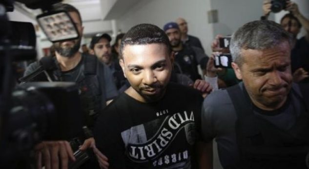 3 mijë oficerë për ta arrestuar mbretin e drogës, por ai qeshte me lot