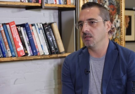 Avokati i Tahirit: Nuk ka procedim penal në Itali. Flet për përgjimin dhe varëset me diamante (VIDEO)