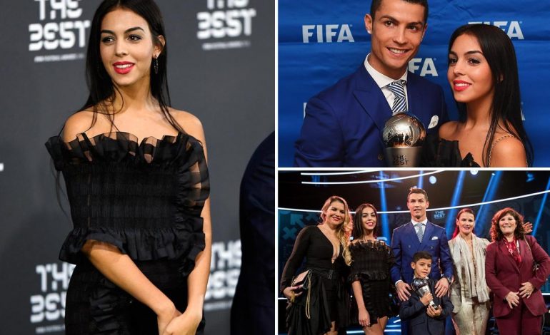 Georgina Rodriguez për herë të parë publikon FOTO-n me familjen e plotë