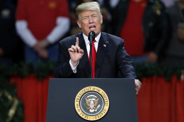 Trump i thotë Alabamës: “E ardhmja e vendit” varet nga zgjedhja e Roy Moore