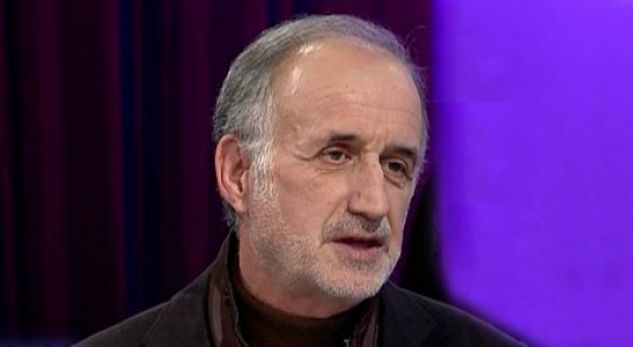 EDMOND TUPJA: Gurë në trastë