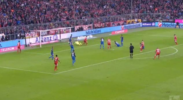 VIDEO/ Bayern ngushton diferencën, shënon Lewandowski