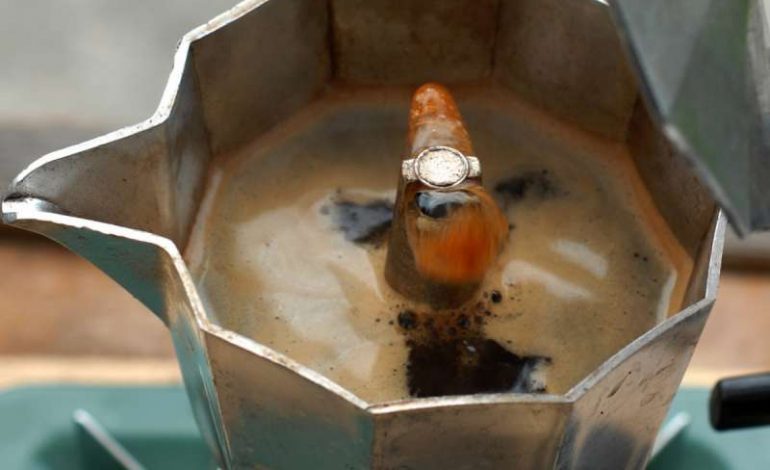 Një copëz Italie në shtëpinë tuaj: Kafe me moka!