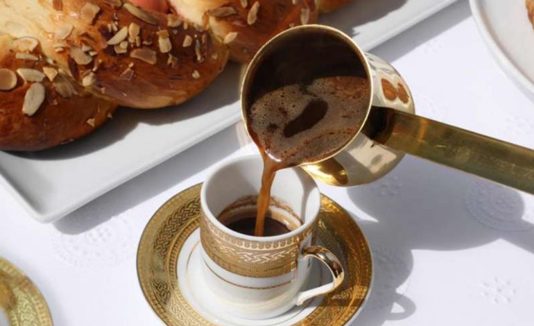 Kafeja turke, 6 gjëra që duhet të dini (sidomos nëse pëlqeni një djalë) …