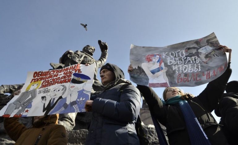 Arrestohet kreu i opozitës ruse Aleksei Navalny. Paralajmëron në ‘Twitter’ lajmin