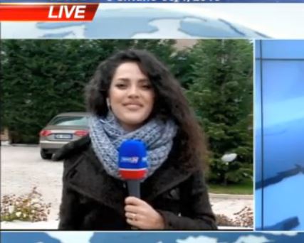“Kazani i mediave”/ Rama shkëmben “batutën” me gazetarët, por ata kanë mbrojtësen e tyre